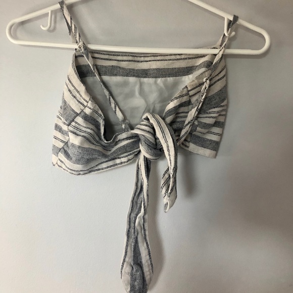 forever 21 tie top - Picture 2 of 2